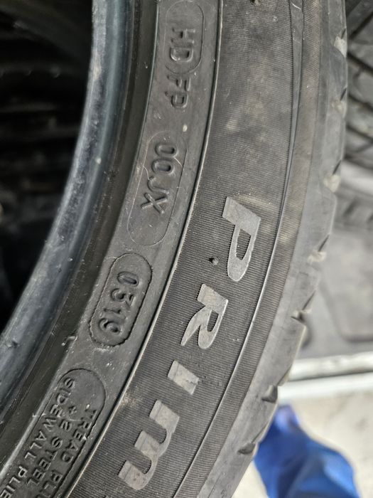 Гуми 275/40/18 2броя