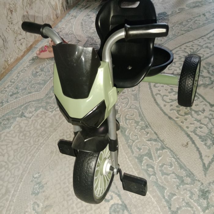 Детский велосипед почти новый