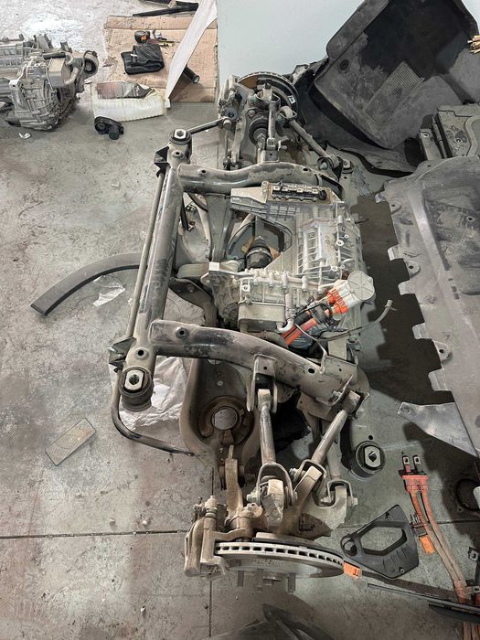 Передок в сборе с двигателем и редуктором BYD Song L