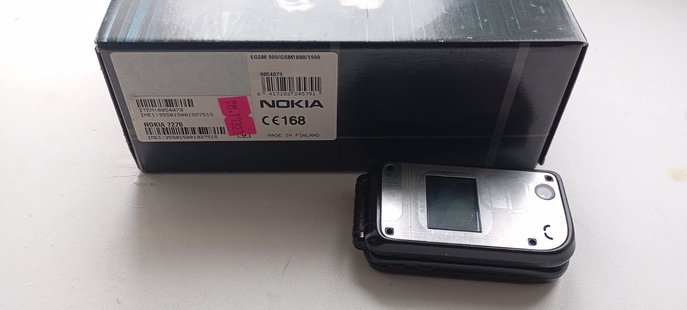 Продаю Nokia 7270