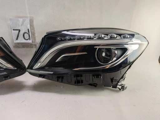 Mercedes GLA X156 W156 far stanga dreapta faruri xenon bi-xenon led