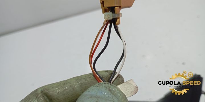 Oglinda stanga 5 pini  E1010681 Audi A4 B7 [2004 - 2008]