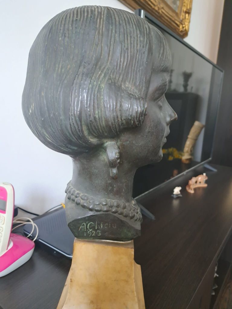 Bust bronz semnat sculptor Anghel Chiciu