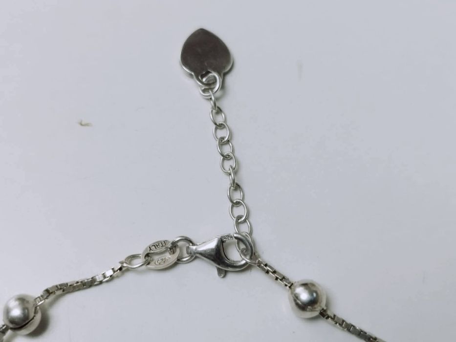 Veche bratara din argint de 925, model cu bilute