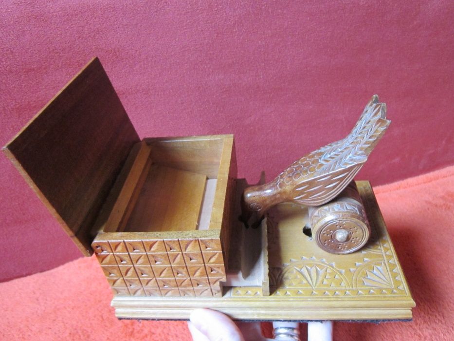 cadou de colectie cutie secreta lemn dozator tigari Germania'60