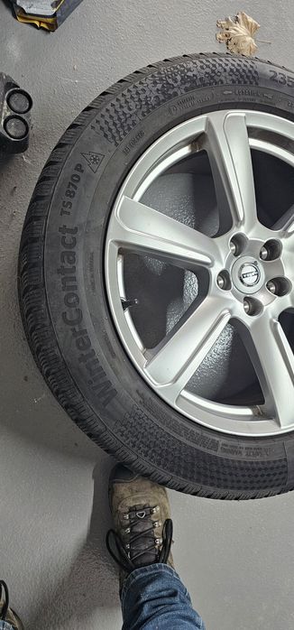 Продавам Гуми с джанти