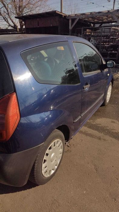 Dezmembrez Citroen C2  1.4 HDi an 2005 cod motor 8HZ