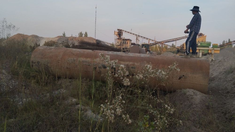 Темир труба диаметри 1440. Битта 6 метрлик, яна биттаси 5 метрлик