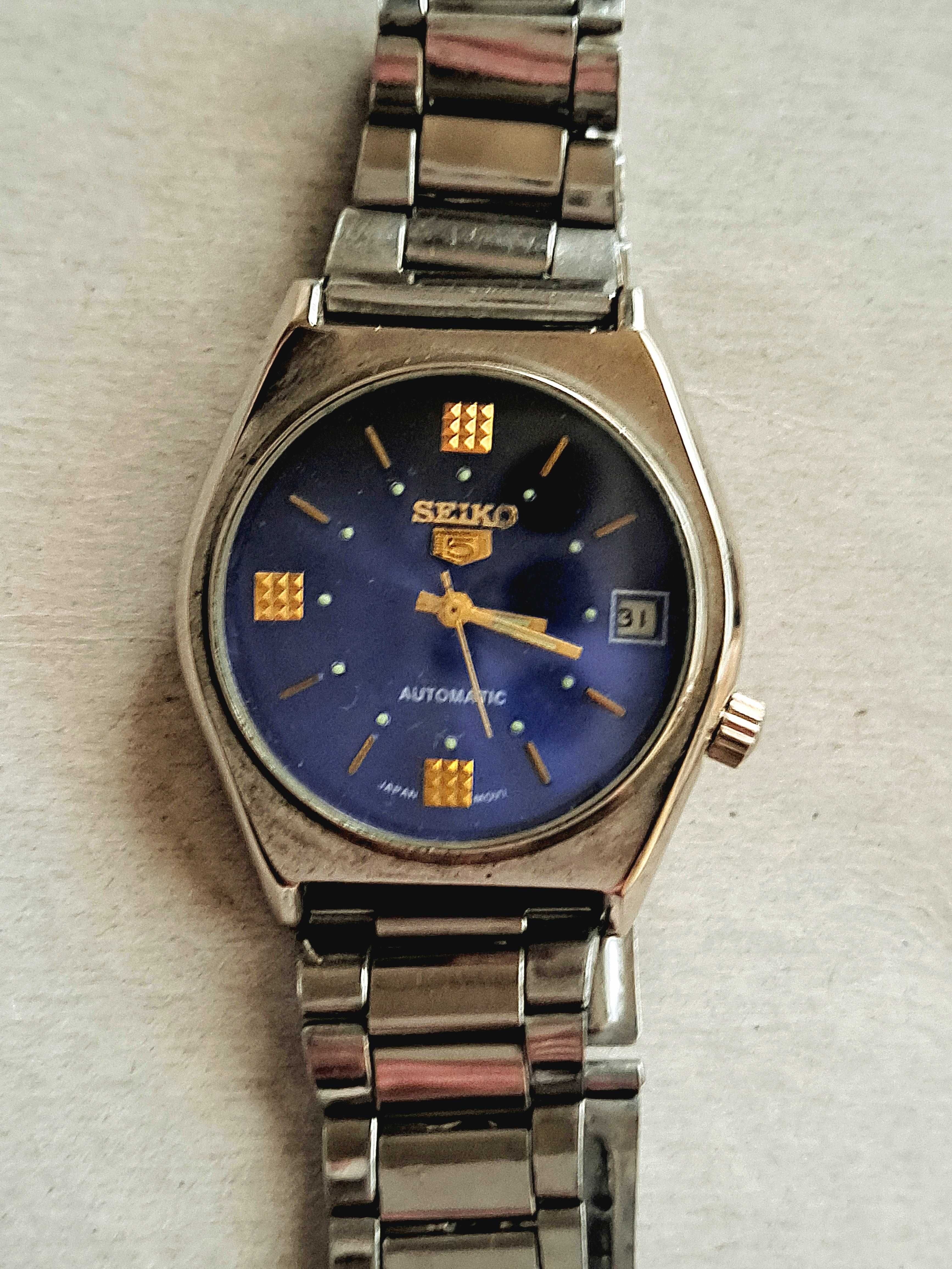 Часовник Seiko 5- работи.