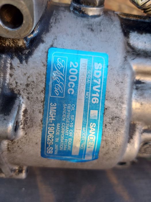 Компресор климатик Мазда 3 , Форд Фокус , Ц макс / Mazda 3 , Ford