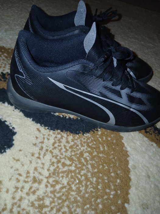 Adidași pentru fotbal copii