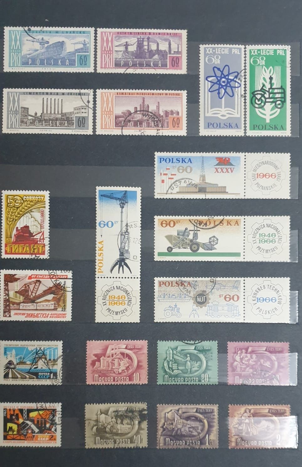 Vând colecție timbre postale