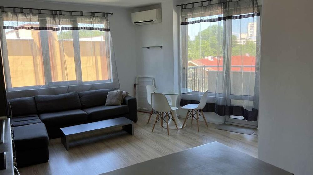 Дава се под наем Тристаен апартамент в Пловдив, Кършияка - 87 кв.м за 450 € - Снимка #1