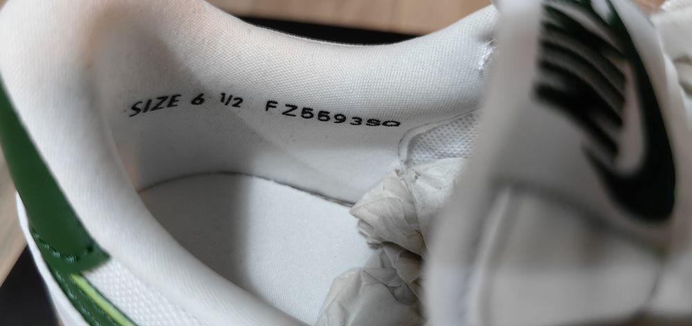 Adidași femei dama Nike Field General noi in cutie marimea 37.5