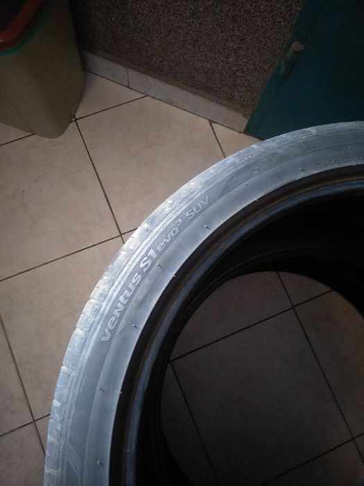 Hankook S1 Evo 3 285.35.22