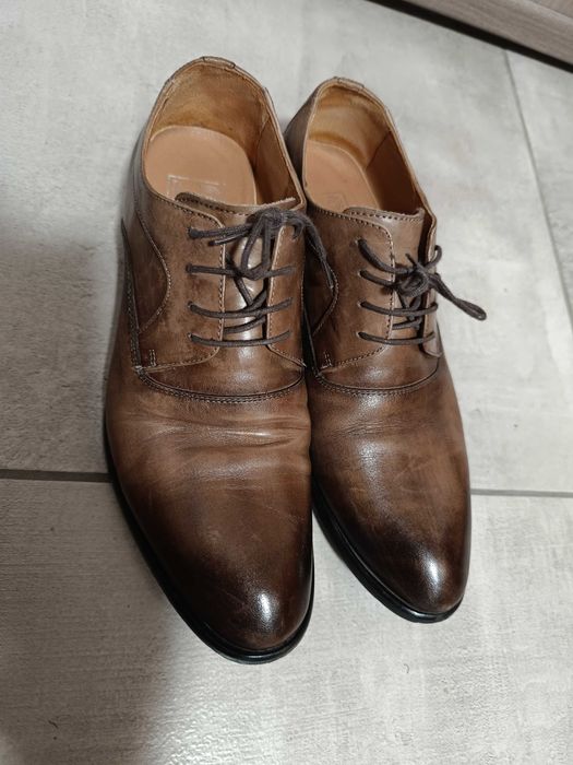 Vând pantofi bărbătești piele naturală Nr 41