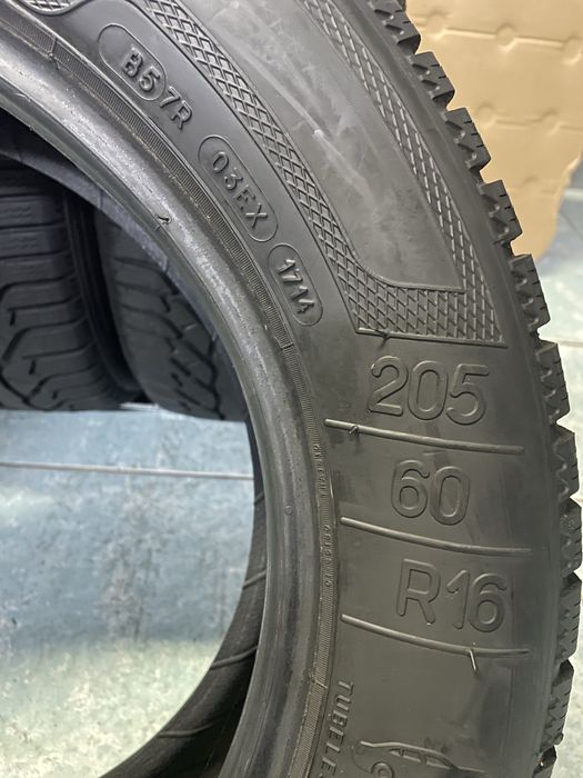 205 60 R16 Kleber Kristal Iarna