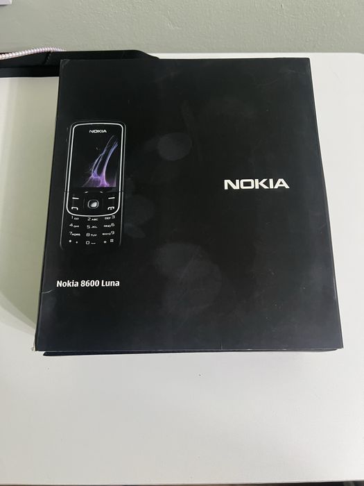 Продам Nokia 8600 Luna