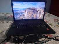 Vand un laptop HP