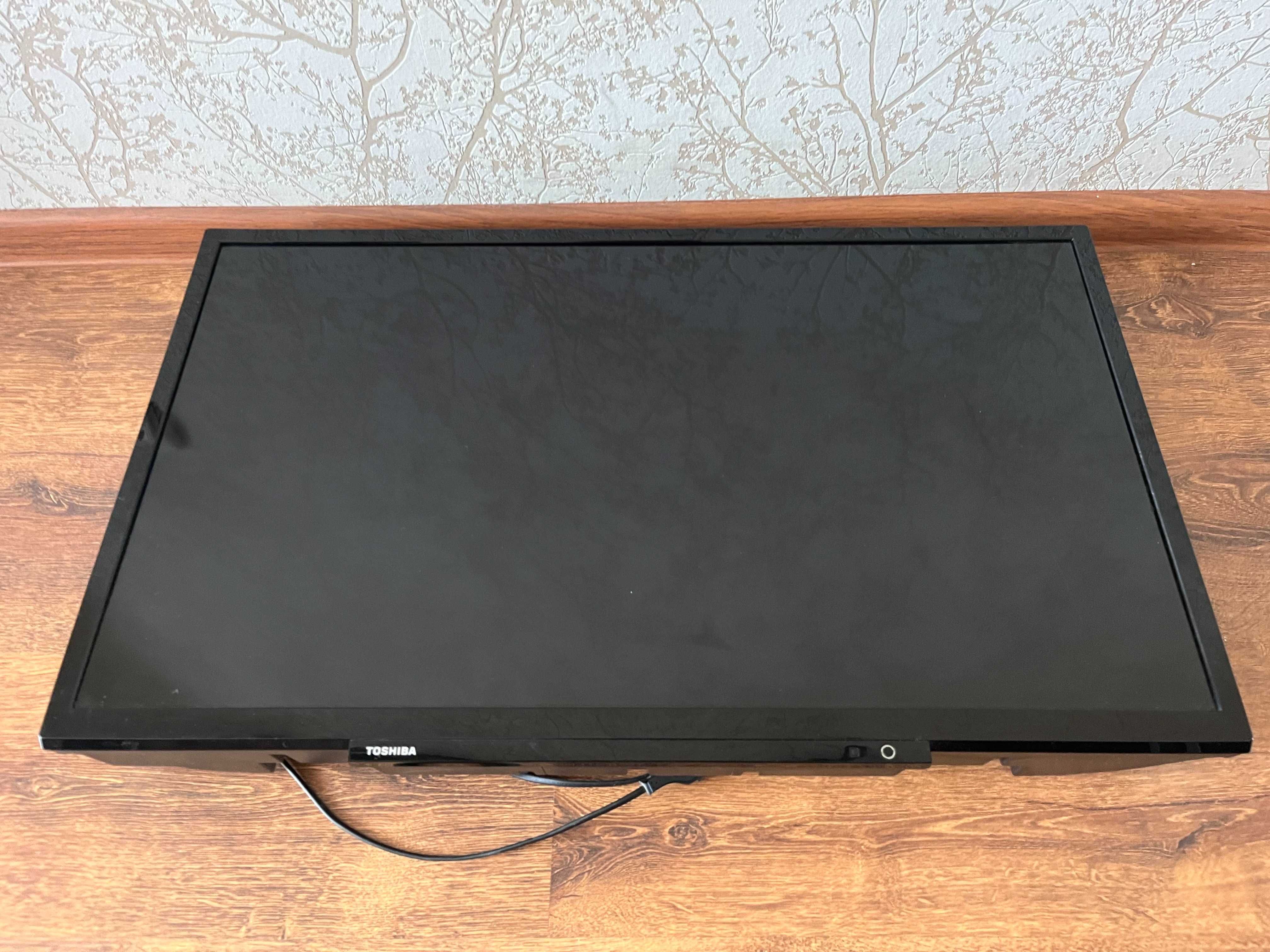 „Toshiba 32″ HD‑Ready LCD телевизор (модел 32W1733DG)