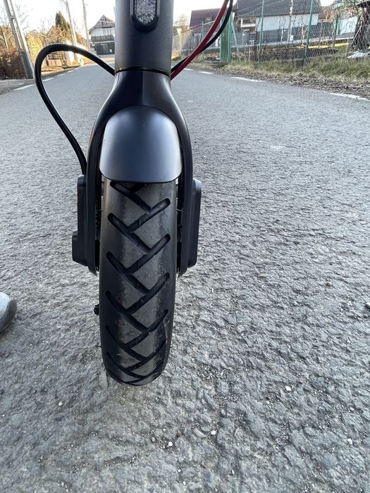 Xiaomi scooter 4/Motor burshless 300w/214 Km/2023