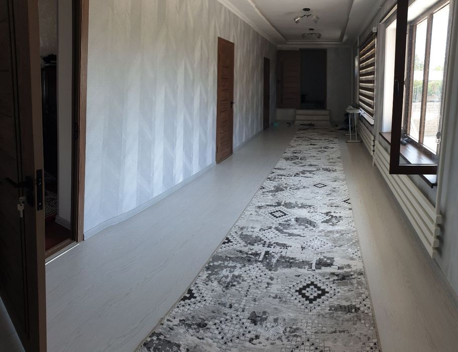 Тошкент вилояти Нурафшон шахрида уй сотилади