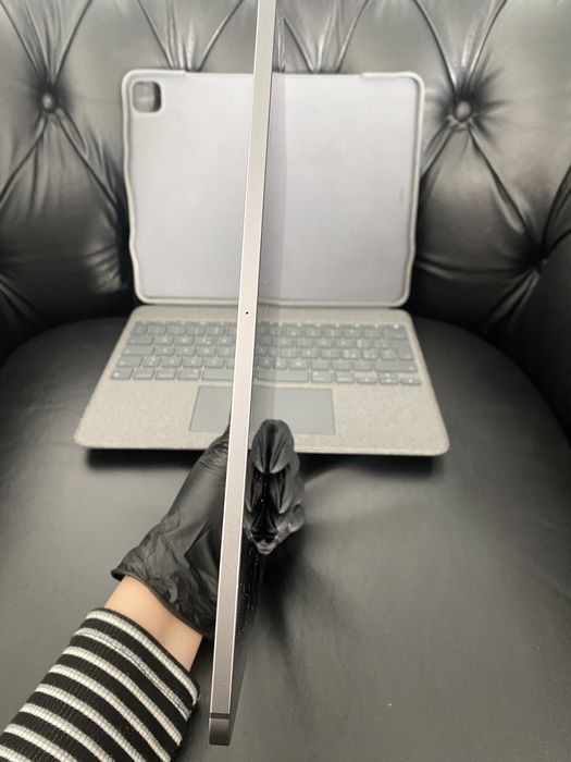 iPad Pro 12.9-Inch / M1 / 5th Generation / 1 TB / Space Gray/ Ca nou