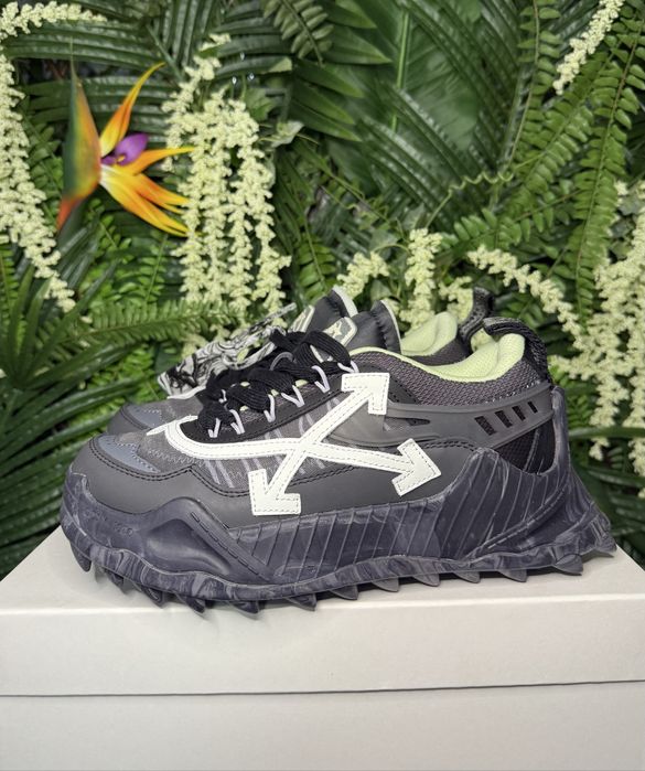 OFF-White Odsy 1000 Black