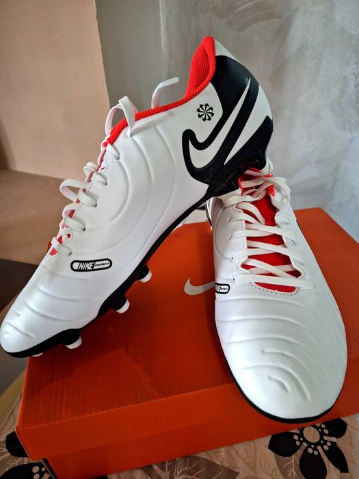 Бутонки Nike НОВИ