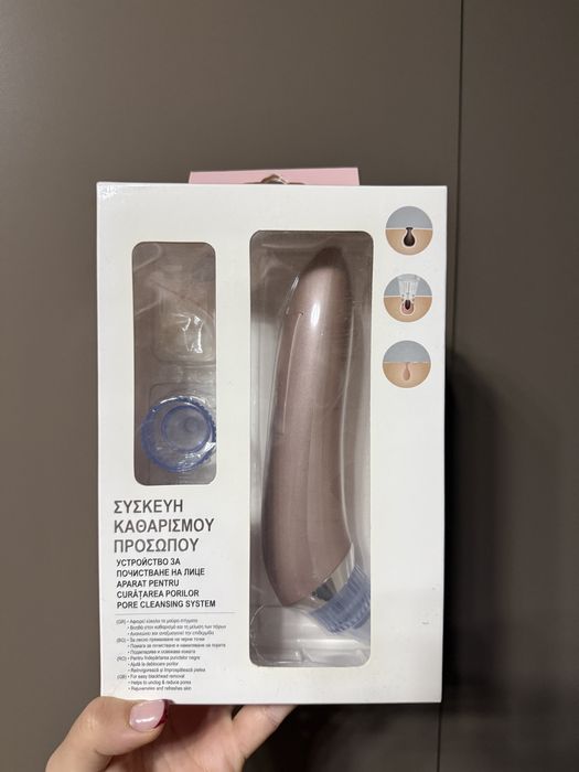 Уред за почистване на лице