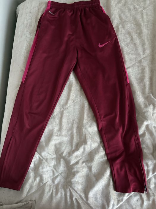 Продаю найк штаны спортивные!