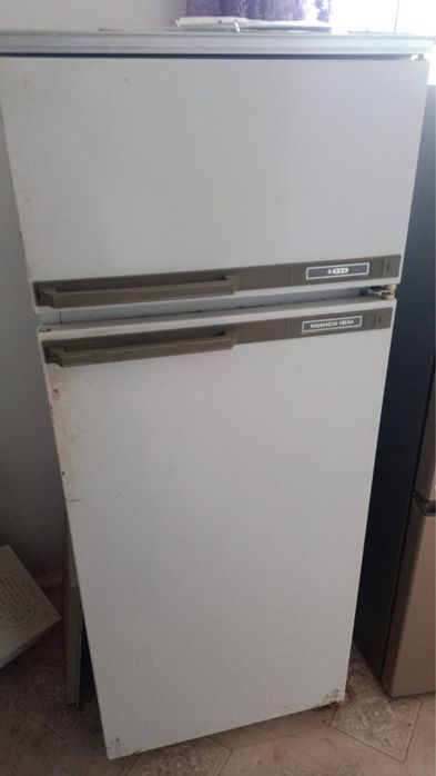 Холодильник советский