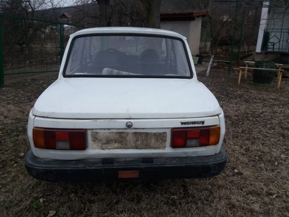 Продавам Вартбург 1.3 на части