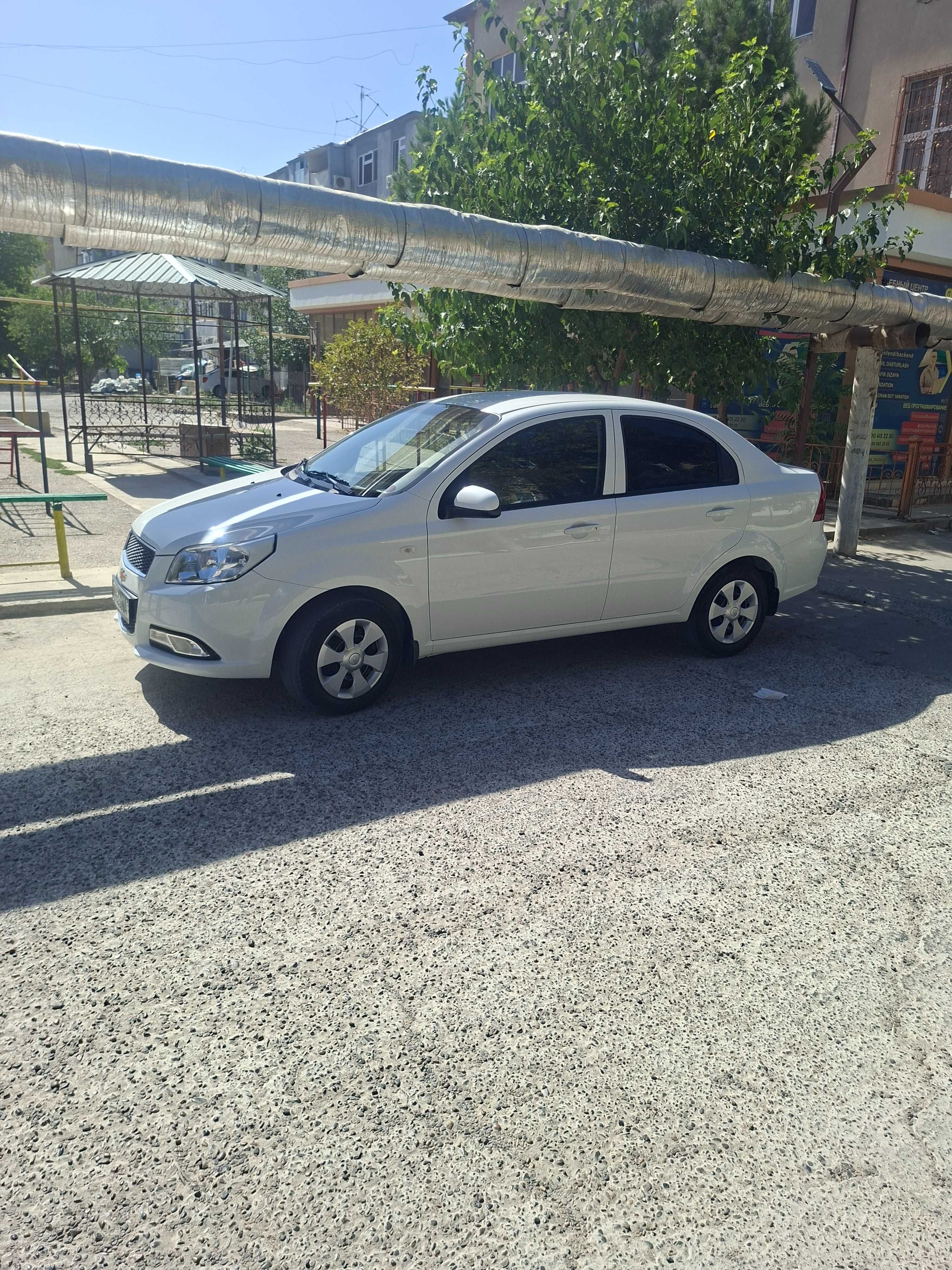 Продается нексия 3