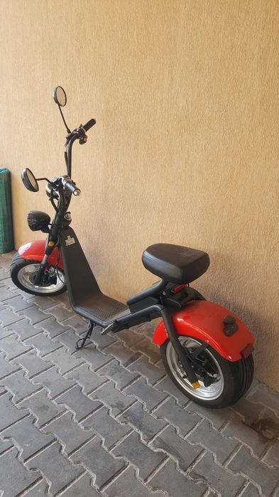 Scuter Electric Harley cu Trei Viteze în Stare Perfectă de Funcționare