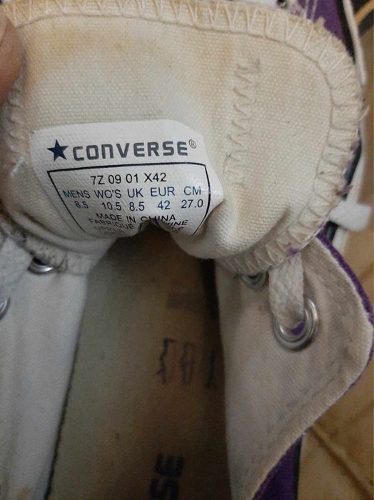 Tenisi Converse diferite culori si modele
