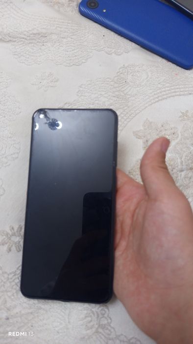 Продоётся редми нот 9