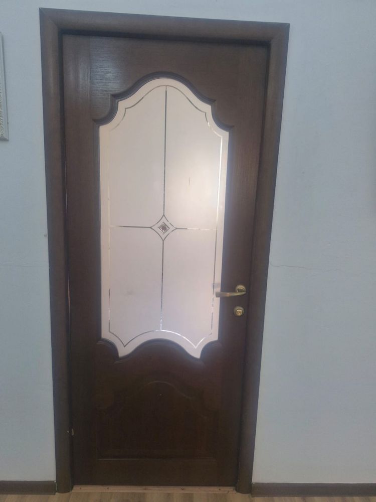 Прочные двери, из чистого качественного дерева