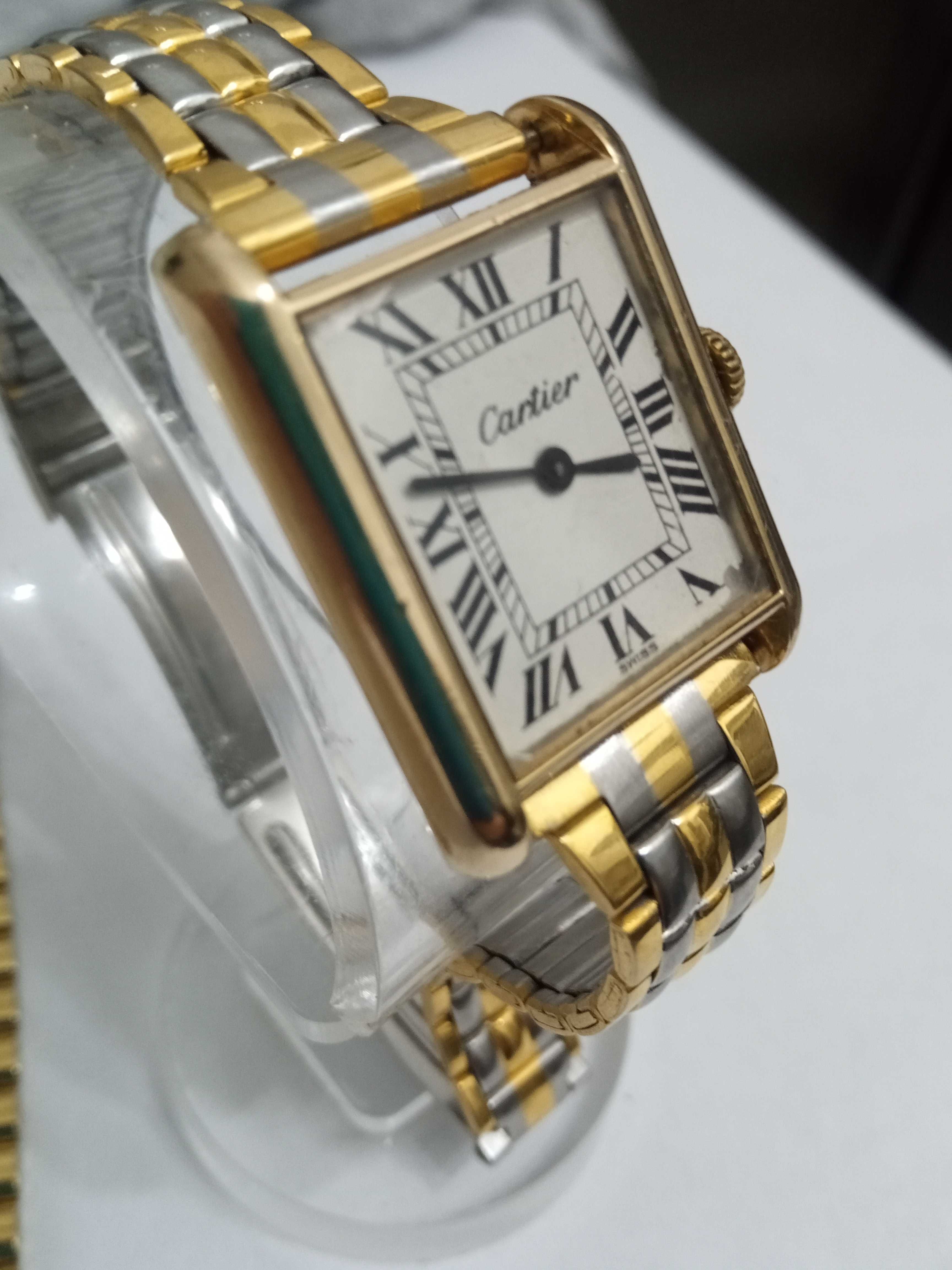 Vând ceas dama Cartier original