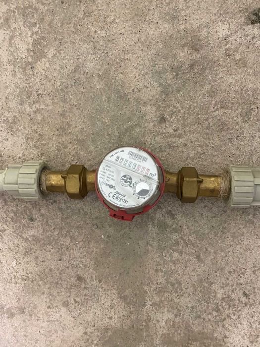 Помпена станция с разпределение и измерване на потребление