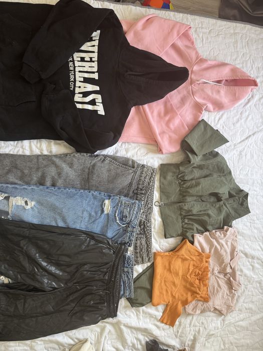 Пакет с женской одеждой