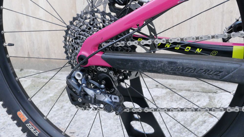 Santa Cruz Bronson, 27.5 L, карбон, FOX Factory 36 160 ход, SRAM XO1