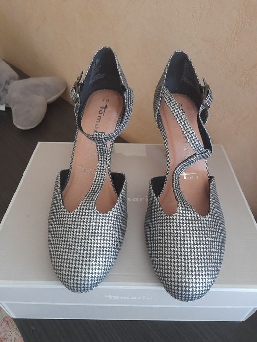 Нови оригинални обувки Tamaris