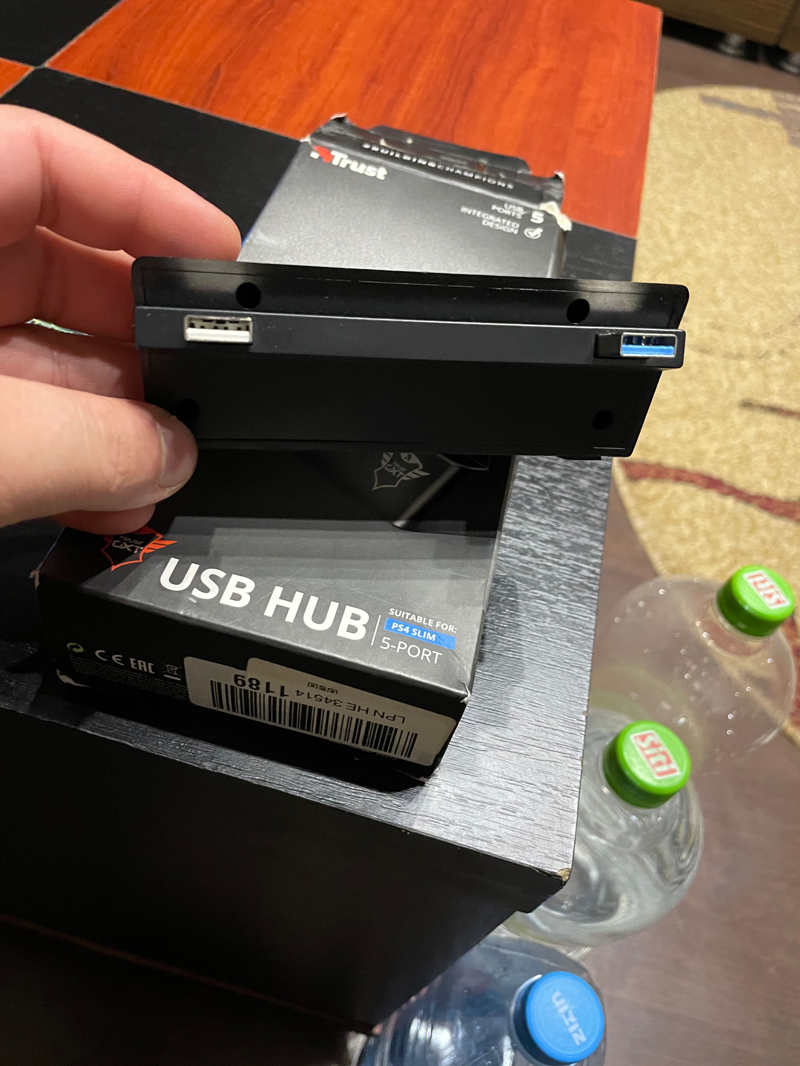 USB hub PS4 slim Trust GXT 219, 5 port