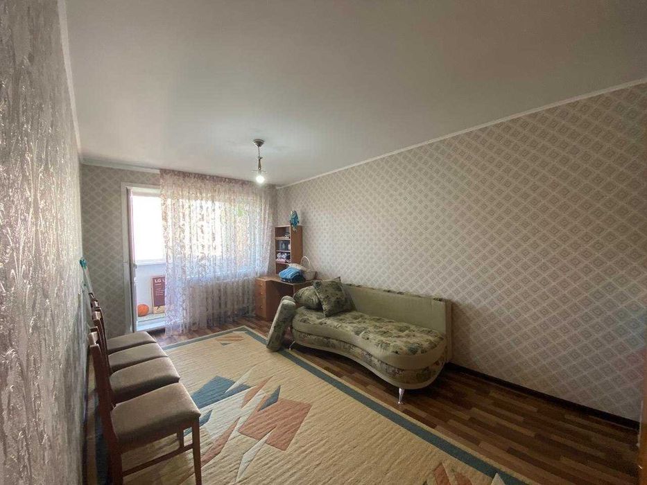 4х комнатная квартира в 7 мкрн за 26,5 млн тнг