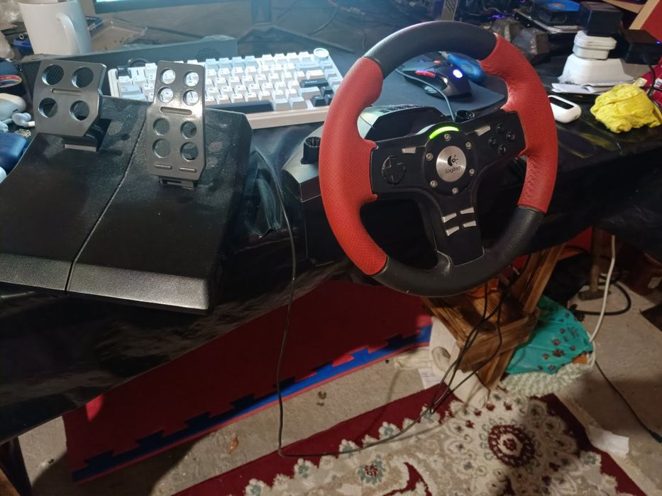 Игровой руль Logitech formula force ex