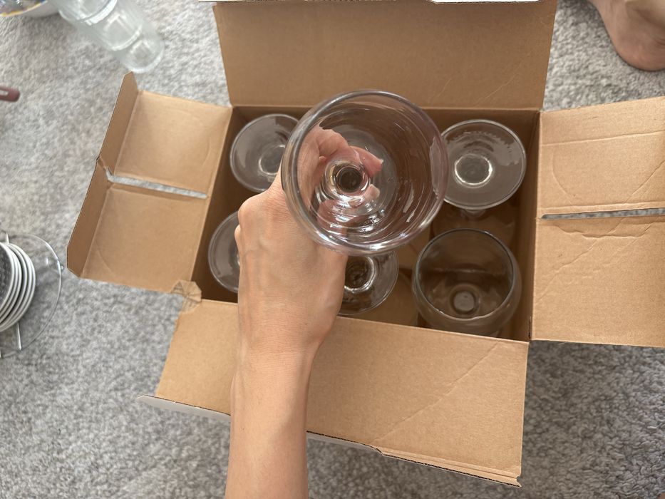 Pahare de vin cu picior , pahare de sticla pentru vin set 6 noi
