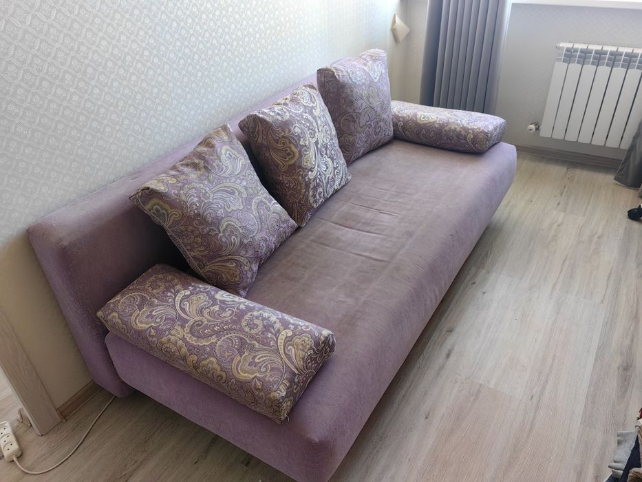 Диван Б/У самовывоз 16 мкр