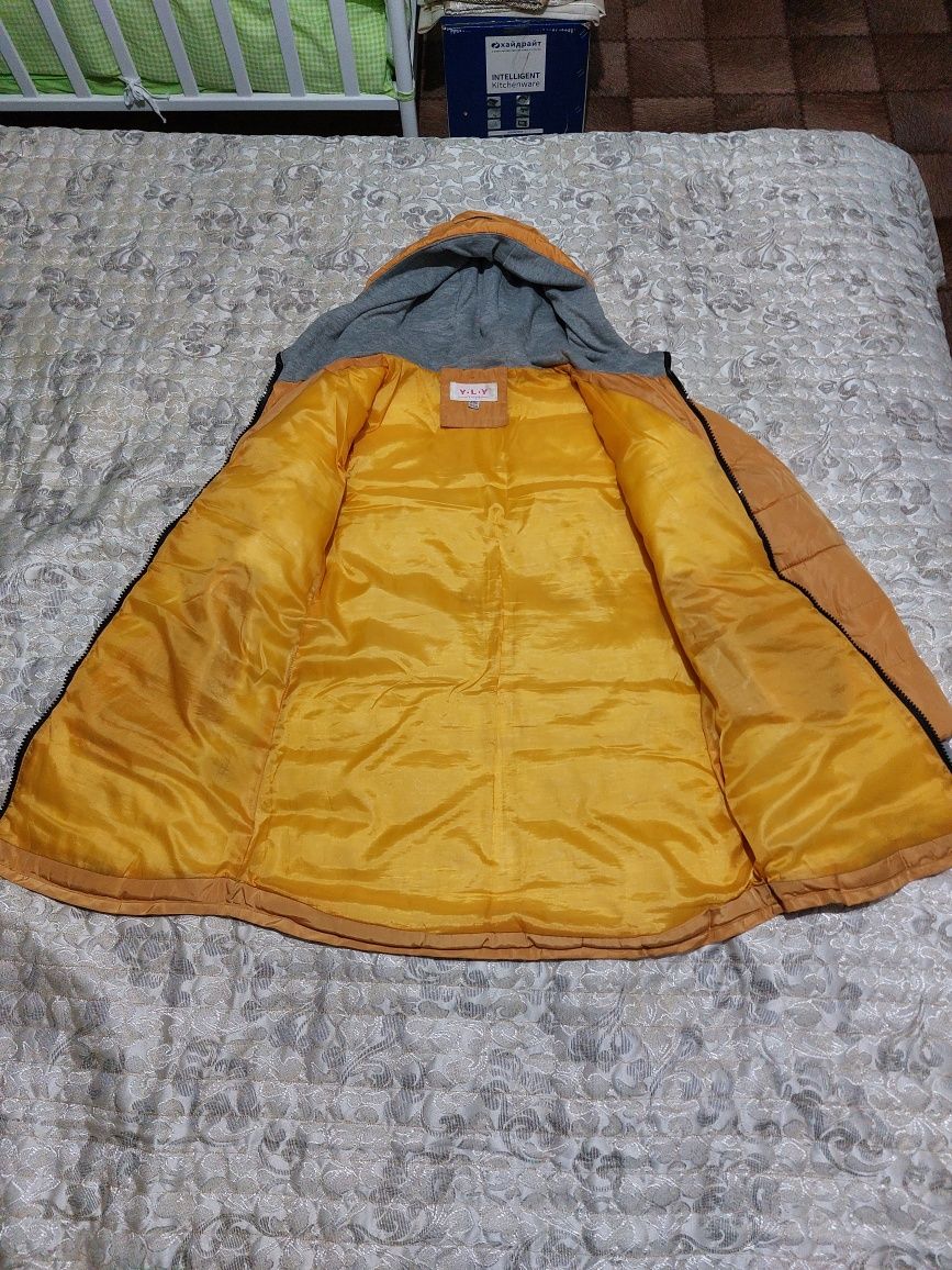 Продам куртку осень-весна женскую,  размер 48-50