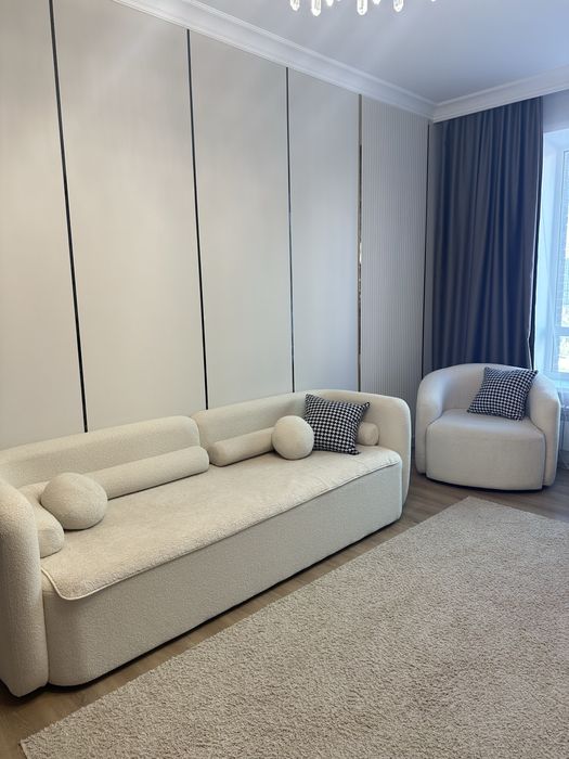 Диван с креслом дизайнерский